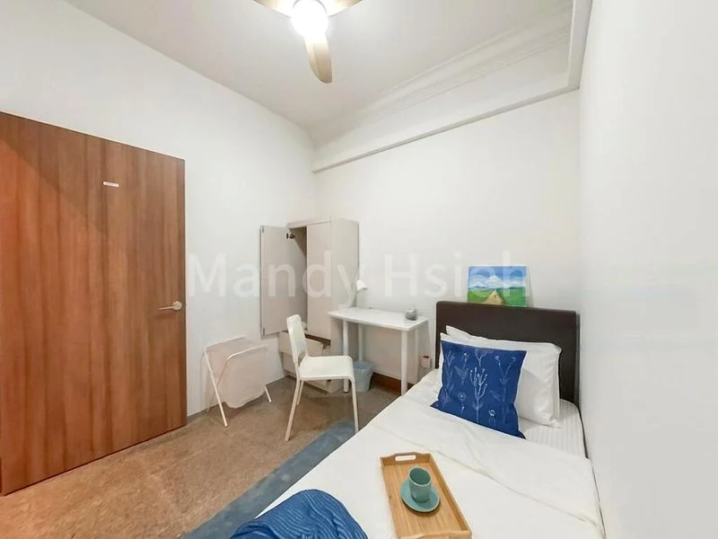 1 Bed Condo for Rent in Eastpoint Green - Image 2