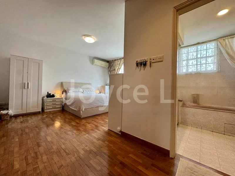 5 Bed Terraced House (Landed) for Sale in  The Greenwich - Image 4