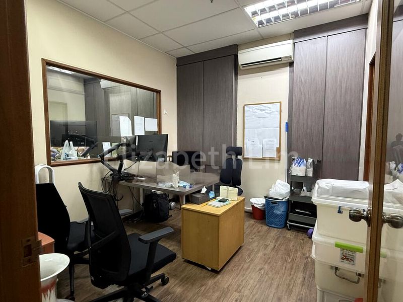 Light Industrial (B1) for Rent: Midview City - Image 3