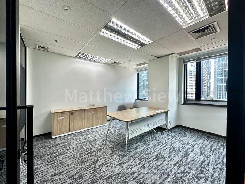 Hong Leong Building: Office for Rent - Image 4