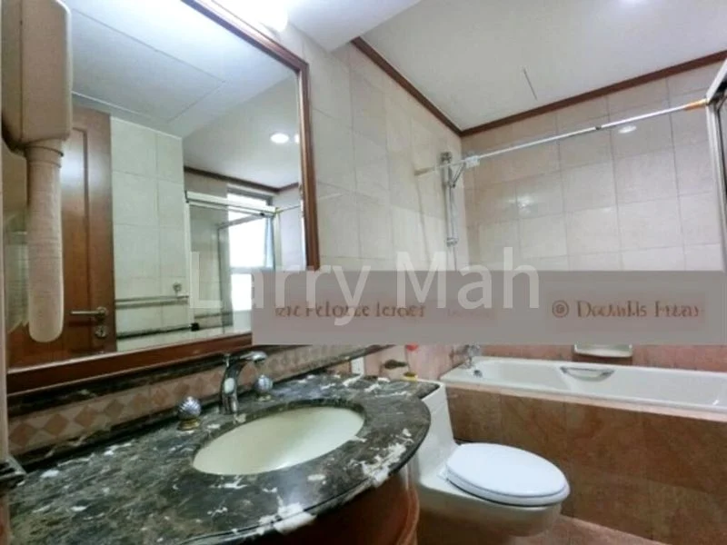 2 Bed Condo for Sale in The Bayshore - Image 3