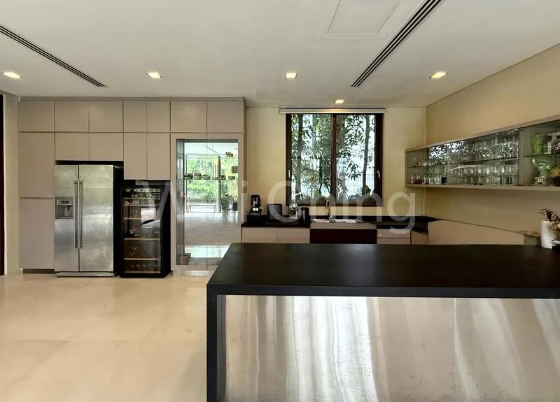 6 Bed Bungalow (Landed) for Sale in  Duchess Garden - Image 2