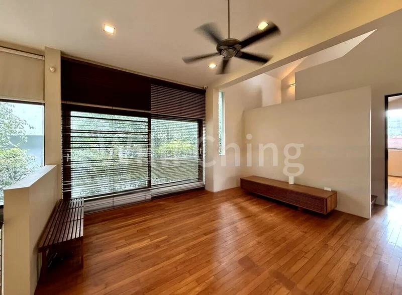 6 Bed Bungalow (Landed) for Sale in  Duchess Garden - Image 11