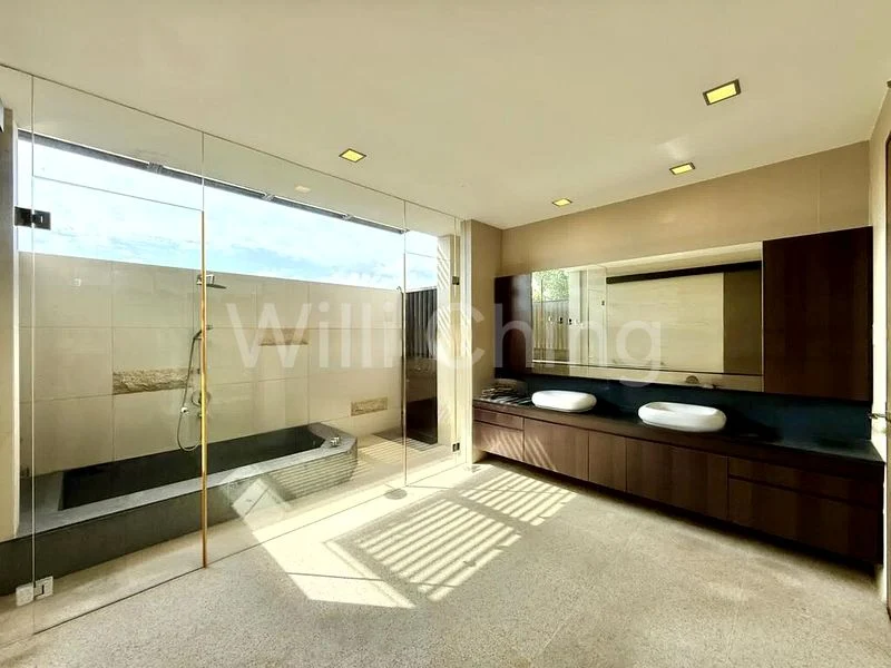 6 Bed Bungalow (Landed) for Sale in  Duchess Garden - Image 13