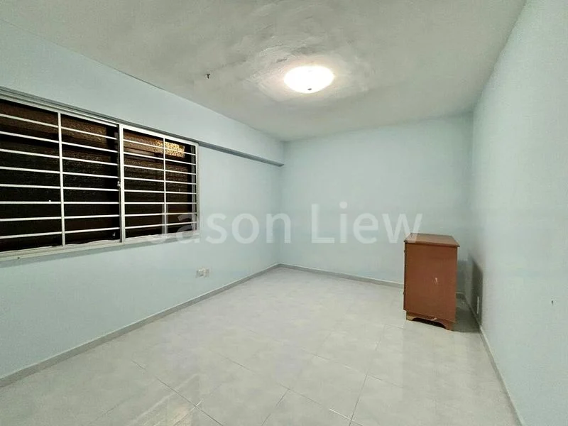 4 Room (4A) HDB for Rent in  305D Anchorvale Link - Image 7