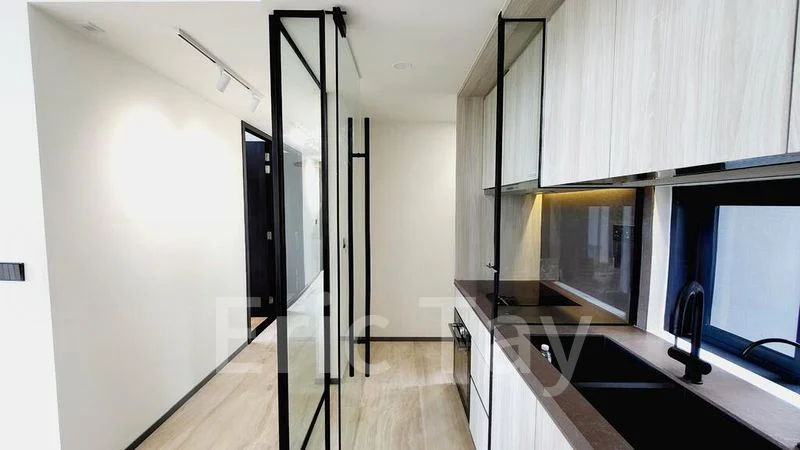 3 Bed Condo for Sale in  The Hyde - Image 8