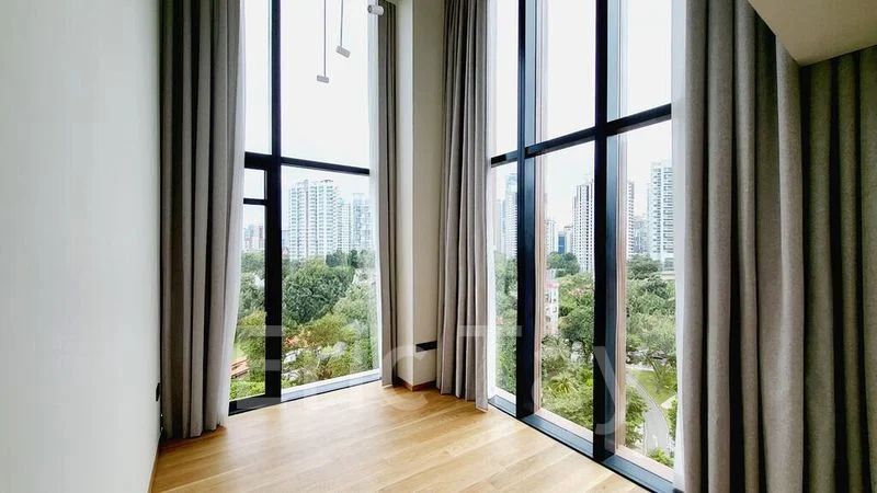 3 Bed Condo for Sale in  The Hyde - Image 11
