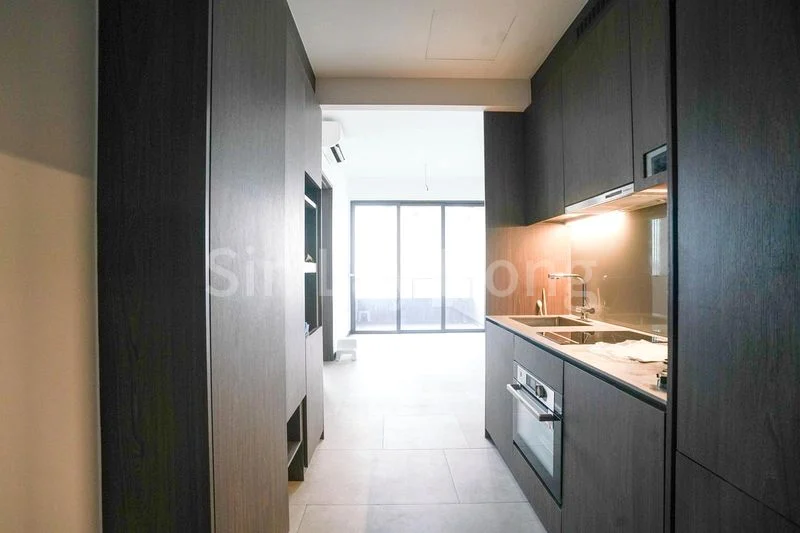 2 Bed Condo for Rent in  Marina Bay Residences - Image 1