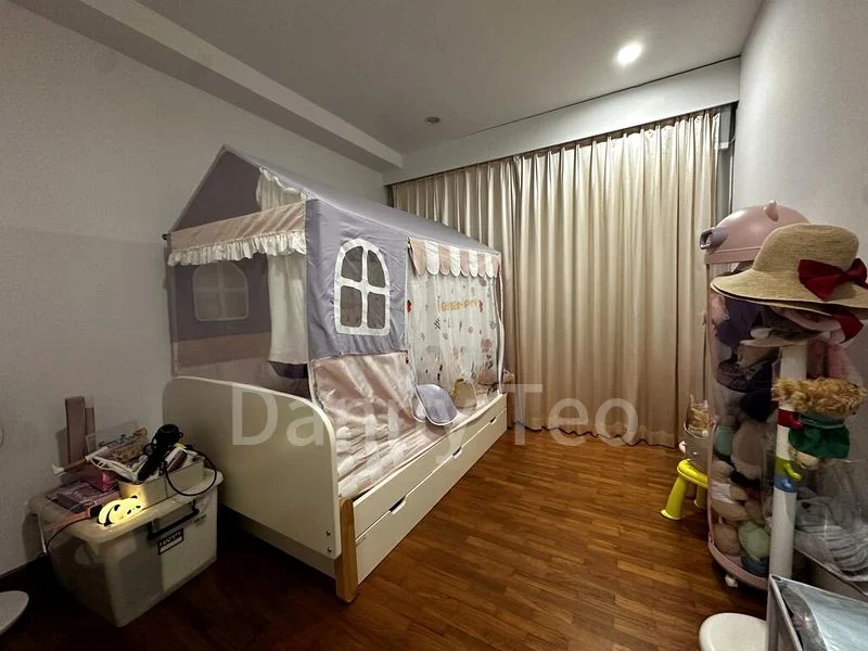 6 Bed Terraced House (Landed) for Sale in  Horizon Green - Image 4