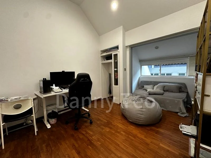 6 Bed Terraced House (Landed) for Sale in  Horizon Green - Image 6