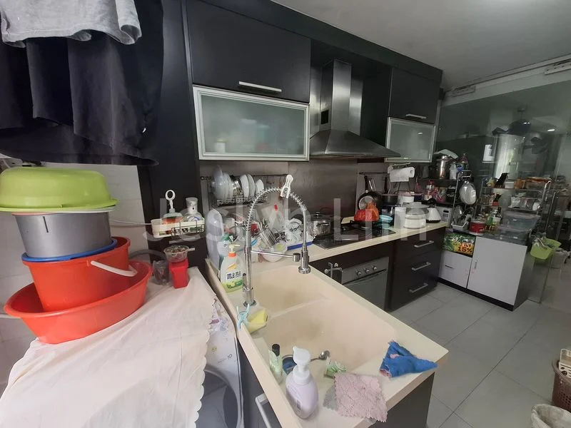 4 Room (4S) HDB for Sale in  142 Bedok Reservoir Road - Image 4