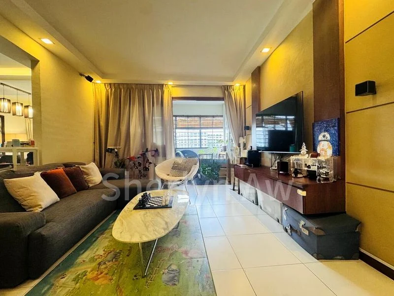 Executive HDB for Sale in  543 Serangoon North Avenue 3 - Image 1