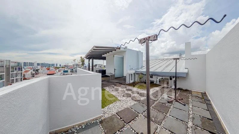 3 Bed Apartment (Condo) for Sale in Gallery 8 - Image 3