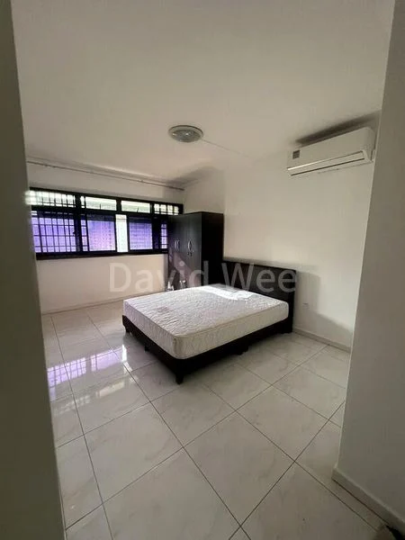 5 Room (5A) HDB for Rent in  241 Compassvale Walk - Image 3