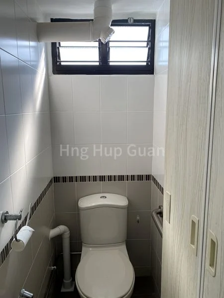 4 Room (4I) HDB for Rent in  76 Marine Drive - Image 9