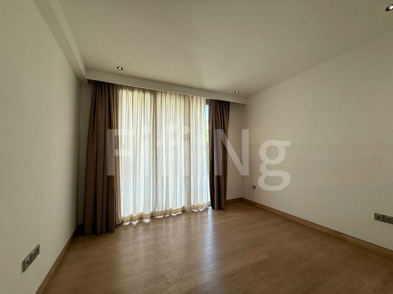5 Bed Condo for Rent in  White House Residences - Image 3