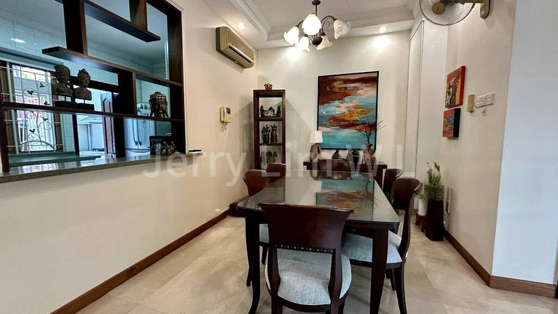 5 Bed Corner Terrace (Landed) for Sale in Serangoon Garden Estate - Image 1