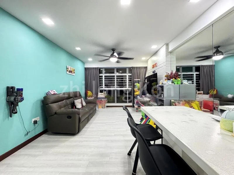 4 Room (4A) HDB for Sale in  476B Upper Serangoon View - Image 1