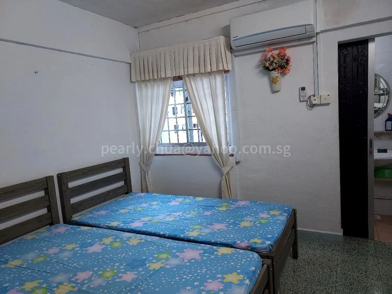 Master Room (HDB) for Rent in  476 Ang Mo Kio Avenue 10 - Image 2