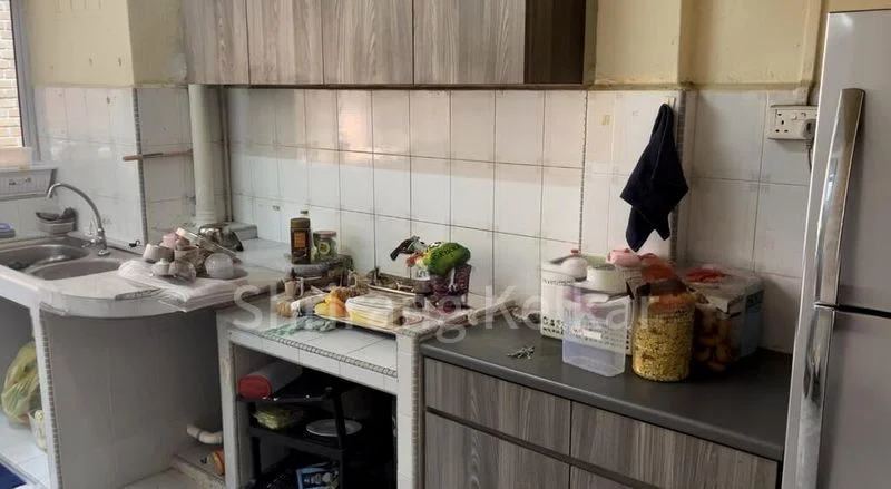 Common Room (HDB) for Rent in  46 Holland Drive - Image 7