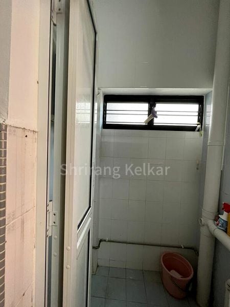 Common Room (HDB) for Rent in  46 Holland Drive - Image 4