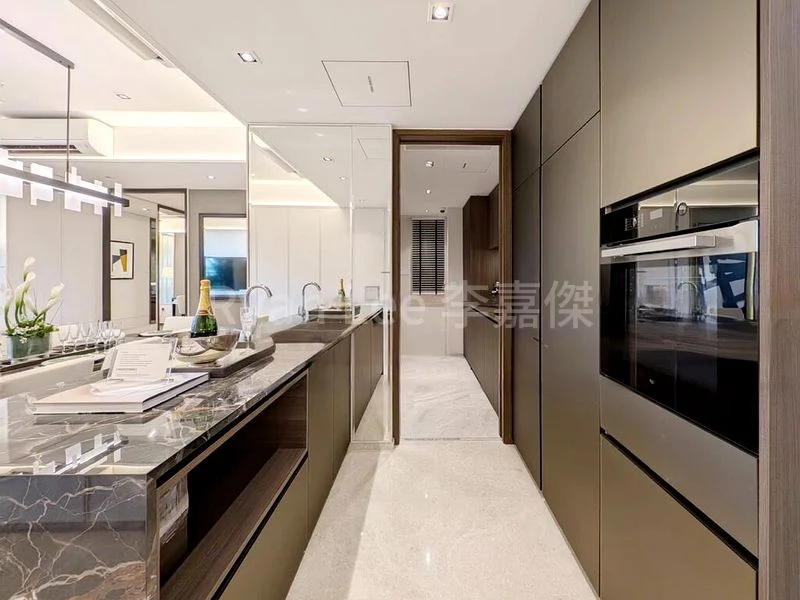 5 Bed Condo for Sale in  Tembusu Grand - Image 11