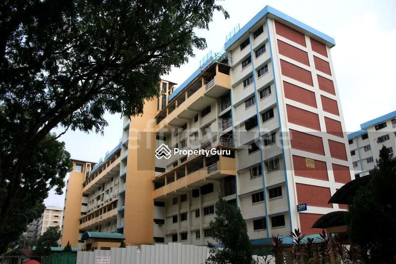 Common Room (HDB) for Rent in 209 Ang Mo Kio Avenue 3 - Image 1