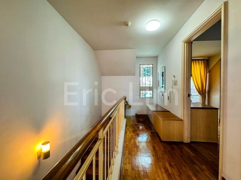 5 Bed Terraced House (Landed) for Sale in  Summer Gardens - Image 2