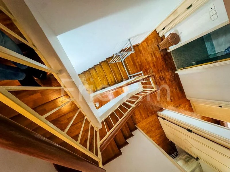 5 Bed Terraced House (Landed) for Sale in  Summer Gardens - Image 1