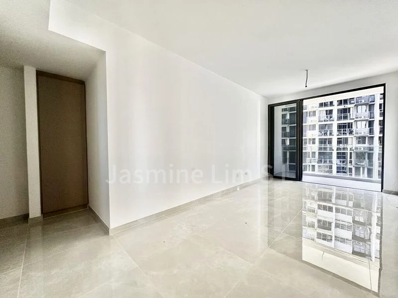 3 Bed Condo for Sale in  Penrose - Image 13