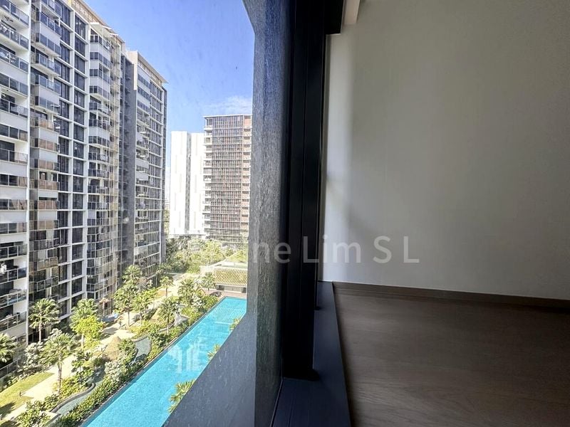 3 Bed Condo for Sale in  Penrose - Image 6