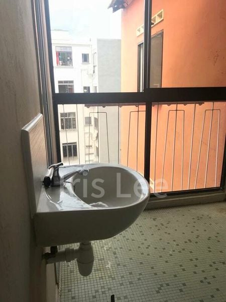 Common Room (Condo) for Rent in  Eng Aun Mansion - Image 4