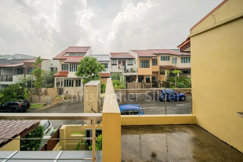 4 Bed Terraced House (Landed) for Sale in  Tai Keng Gardens - Image 4