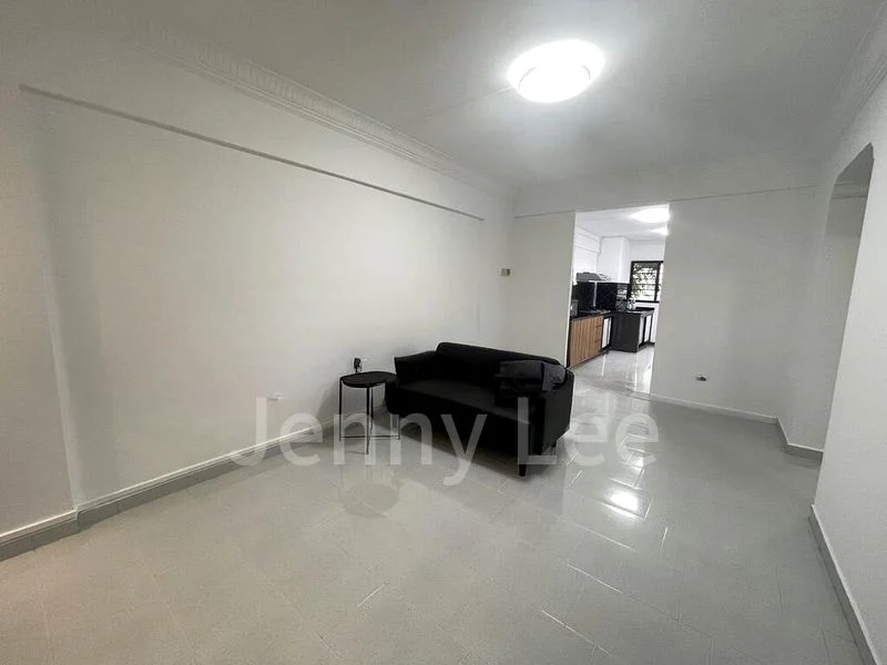 3 Room (3NG) HDB for Rent in  435 Clementi Avenue 3 - Image 1