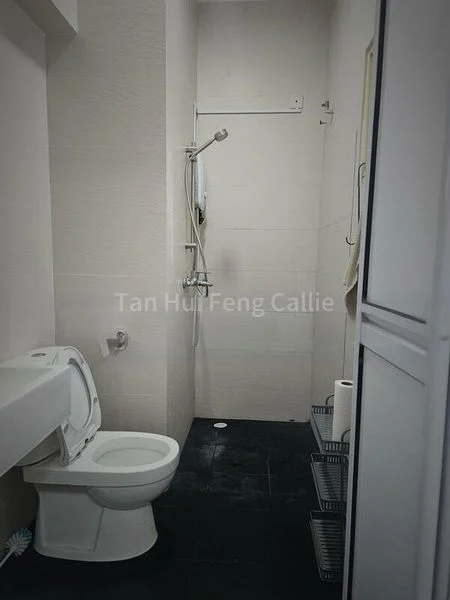 Common Room (HDB) for Rent in  130 Edgedale Plains - Image 2