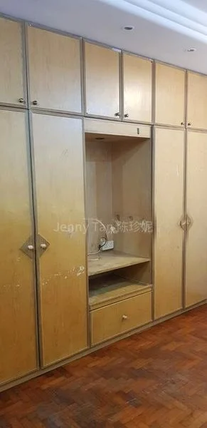 5 Room (5A) HDB for Rent in 279 Toh Guan Road - Image 13