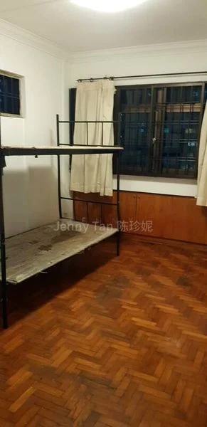 5 Room (5A) HDB for Rent in 279 Toh Guan Road - Image 8