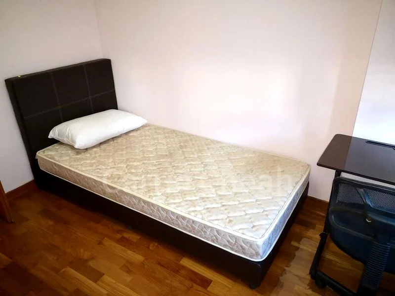 Common Room (HDB) for Rent in  63A Lengkok Bahru - Image 4