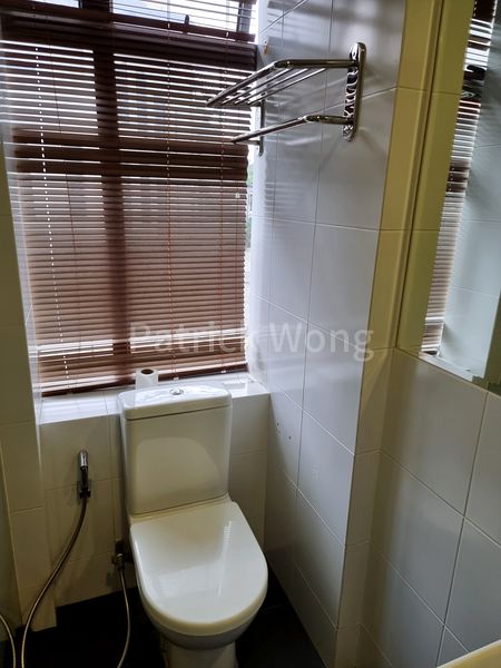 Other Retail for Rent: Mackenzie Road Hotel - Image 3