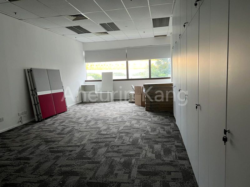 Light Industrial (B1) for Rent in  German Centre - Image 5