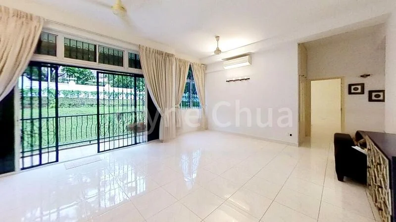 3 Bed Walk-up Apartment (Condo) for Rent in  Belmont Road - Image 1