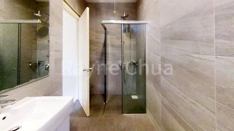 3 Bed Walk-up Apartment (Condo) for Rent in  Belmont Road - Image 4