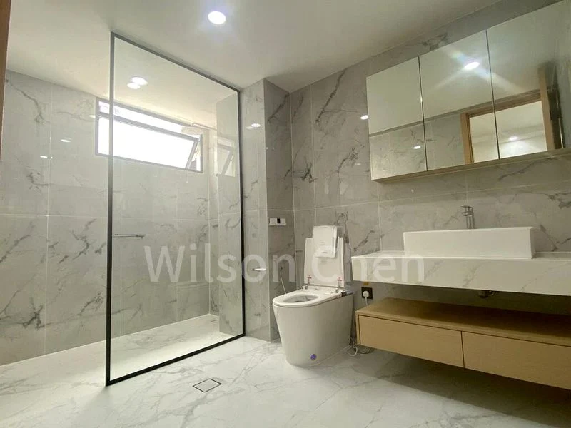 5 Bed Semi-Detached House (Landed) for Rent in  Seletar Hills Estate - Image 4