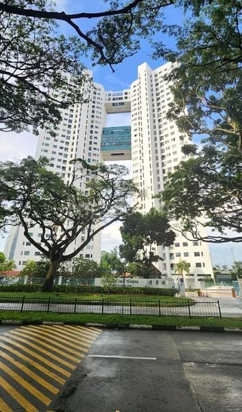 4 Bed Condo for Sale in Skyline Residences - Image 2