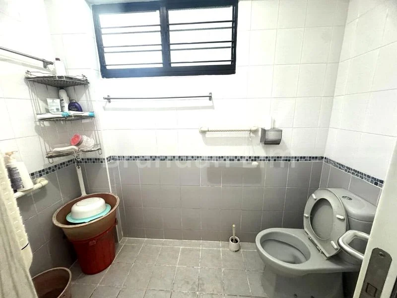 4 Room (4A) HDB for Sale in  116 Yishun Ring Road - Image 4