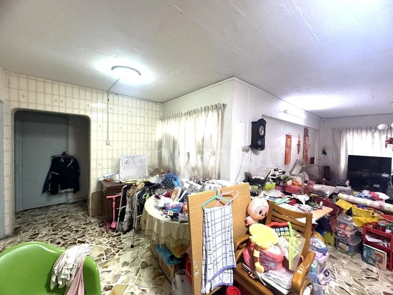 4 Room (4A) HDB for Sale in  116 Yishun Ring Road - Image 2