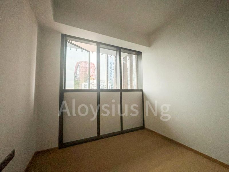 2 Bed Condo for Rent in  Newport Residences / Newport Tower - Image 5