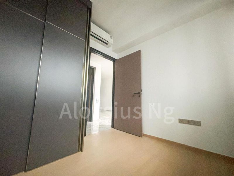 2 Bed Condo for Rent in  Newport Residences / Newport Tower - Image 4