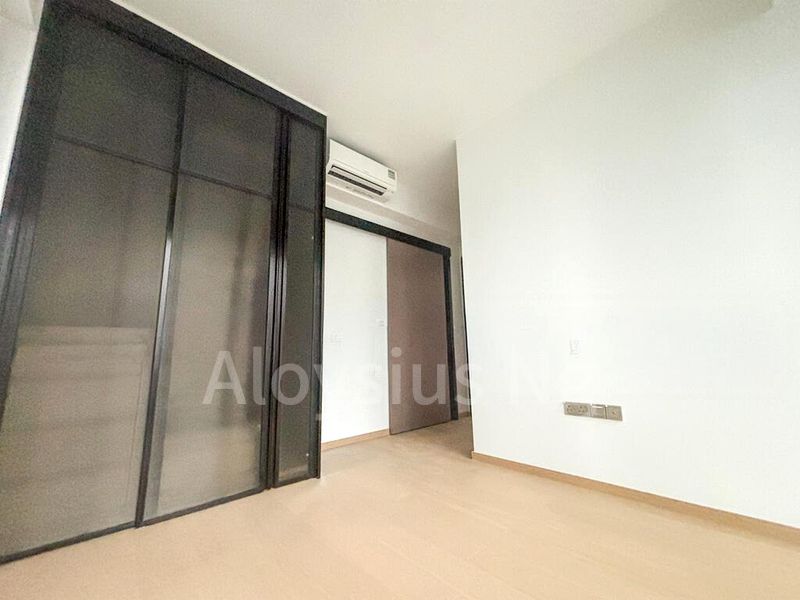 2 Bed Condo for Rent in  Newport Residences / Newport Tower - Image 6