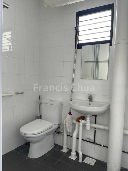 3 Room (3A) HDB for Rent in  235 Tampines Street 21 - Image 2